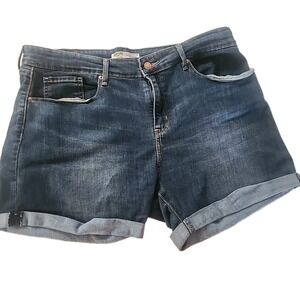 Levi's Signature Mid-rise Mid-length Dark Wash Cuffed Shorts Size 16 /36in Waist